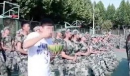 吃瓜军训最新事件爆料,吃瓜群众揭秘最新爆料内幕